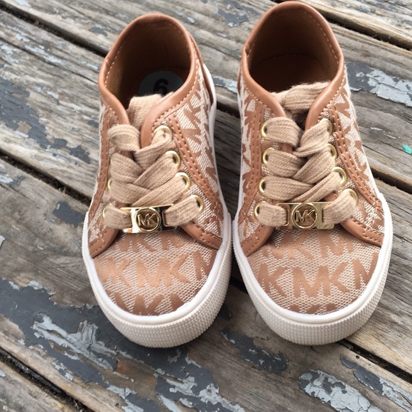 Michael Kors Other - Michael Kors Lil Rita Tan Toddler sz6
